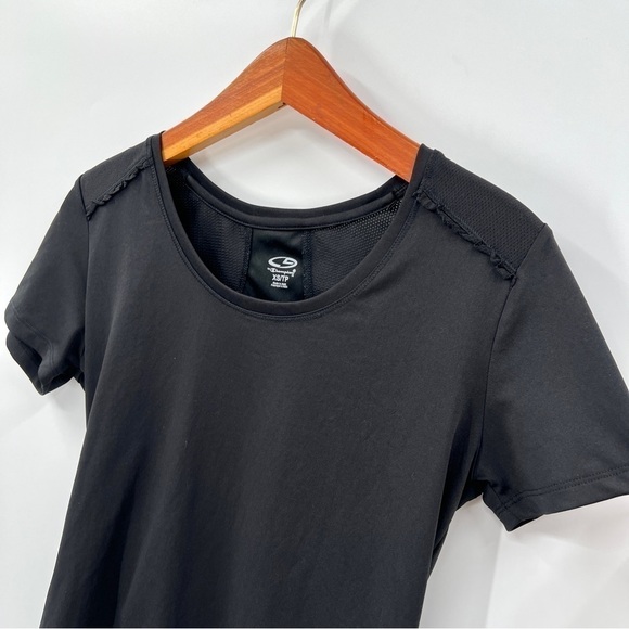 C9 CHAMPION Woman's Black Short Sleeve Lightweight Athletic Top Size XS - Picture 2 of 9